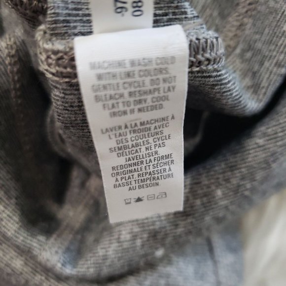 Aerie Gray and white leggings mesh large - Picture 6 of 7